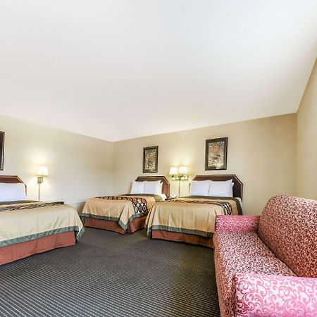 Super 8 By Wyndham Burleson Fort Worth Area Esterno foto